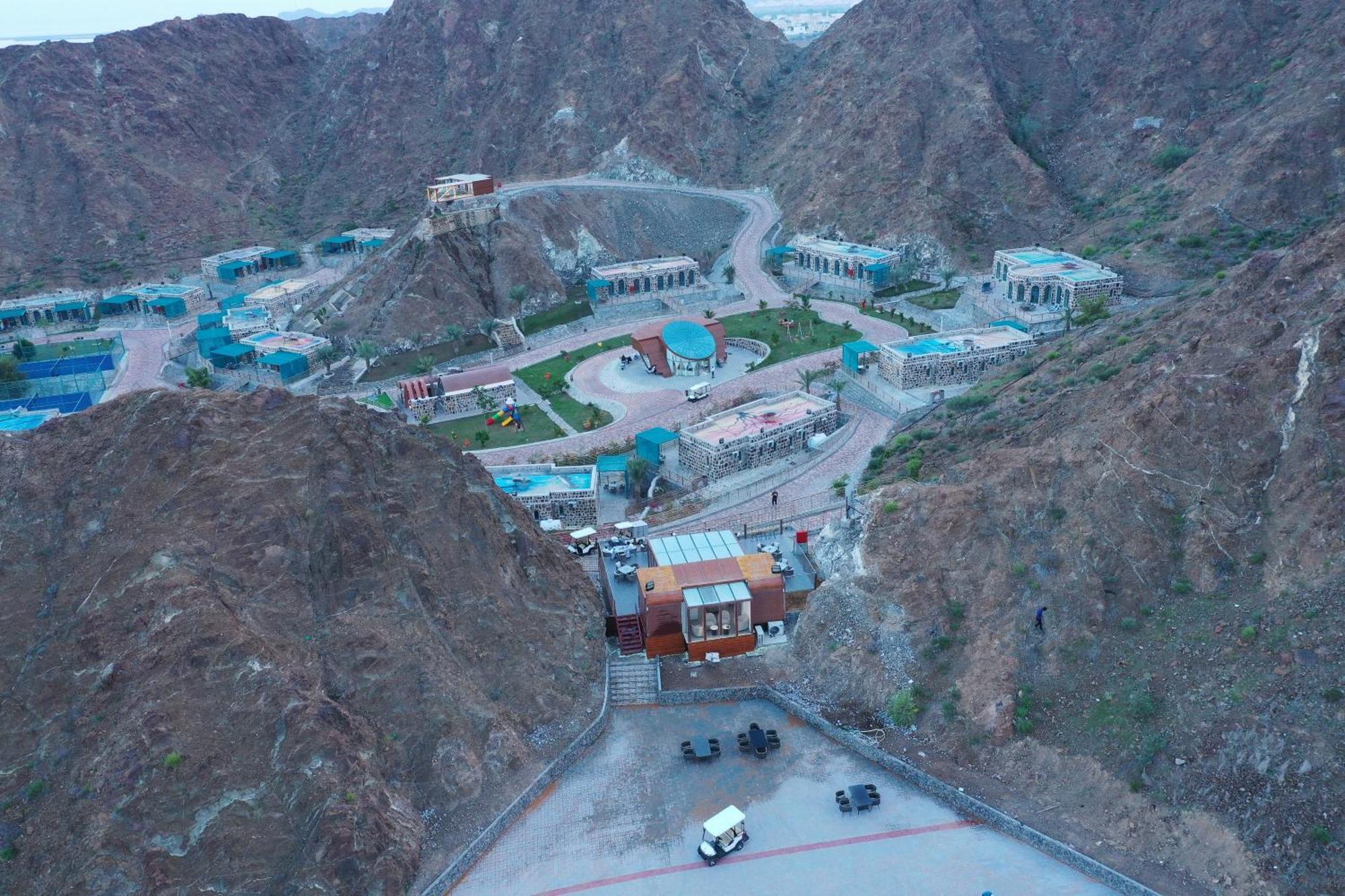 Dibba Mountain Park Resort ฟูไจราห์ ภายนอก รูปภาพ