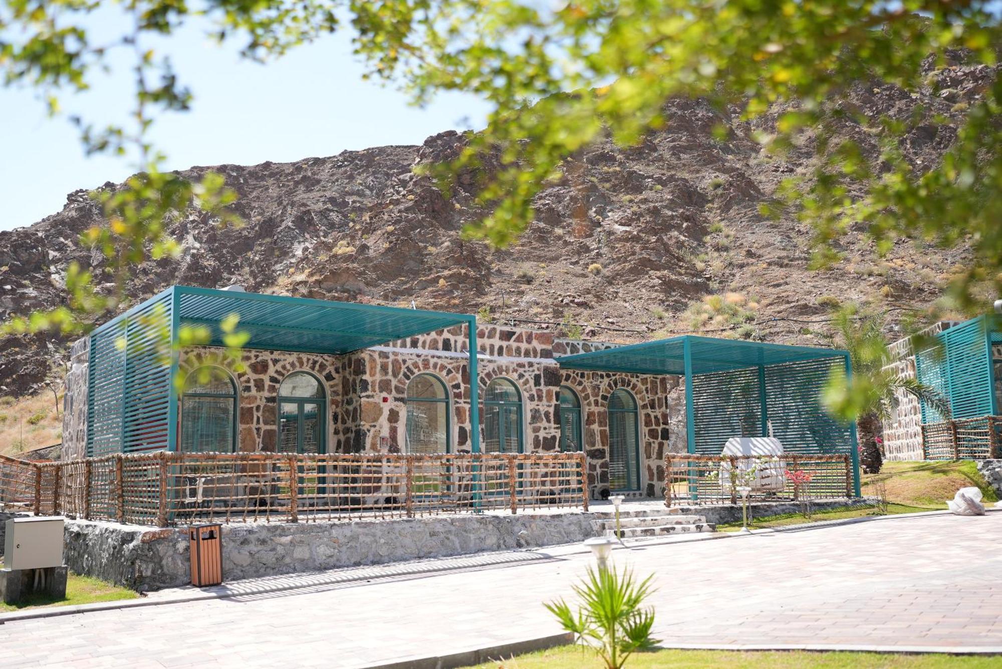Dibba Mountain Park Resort ฟูไจราห์ ภายนอก รูปภาพ