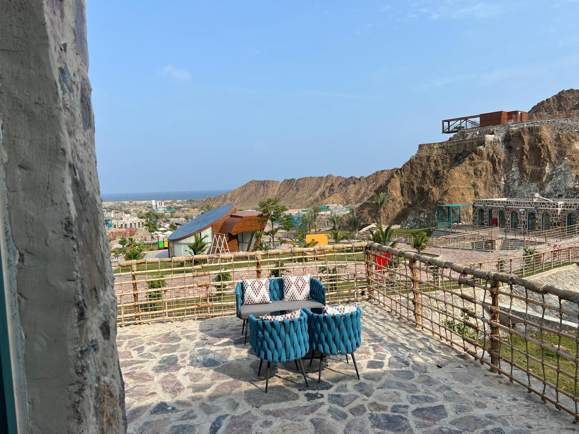 Dibba Mountain Park Resort ฟูไจราห์ ภายนอก รูปภาพ