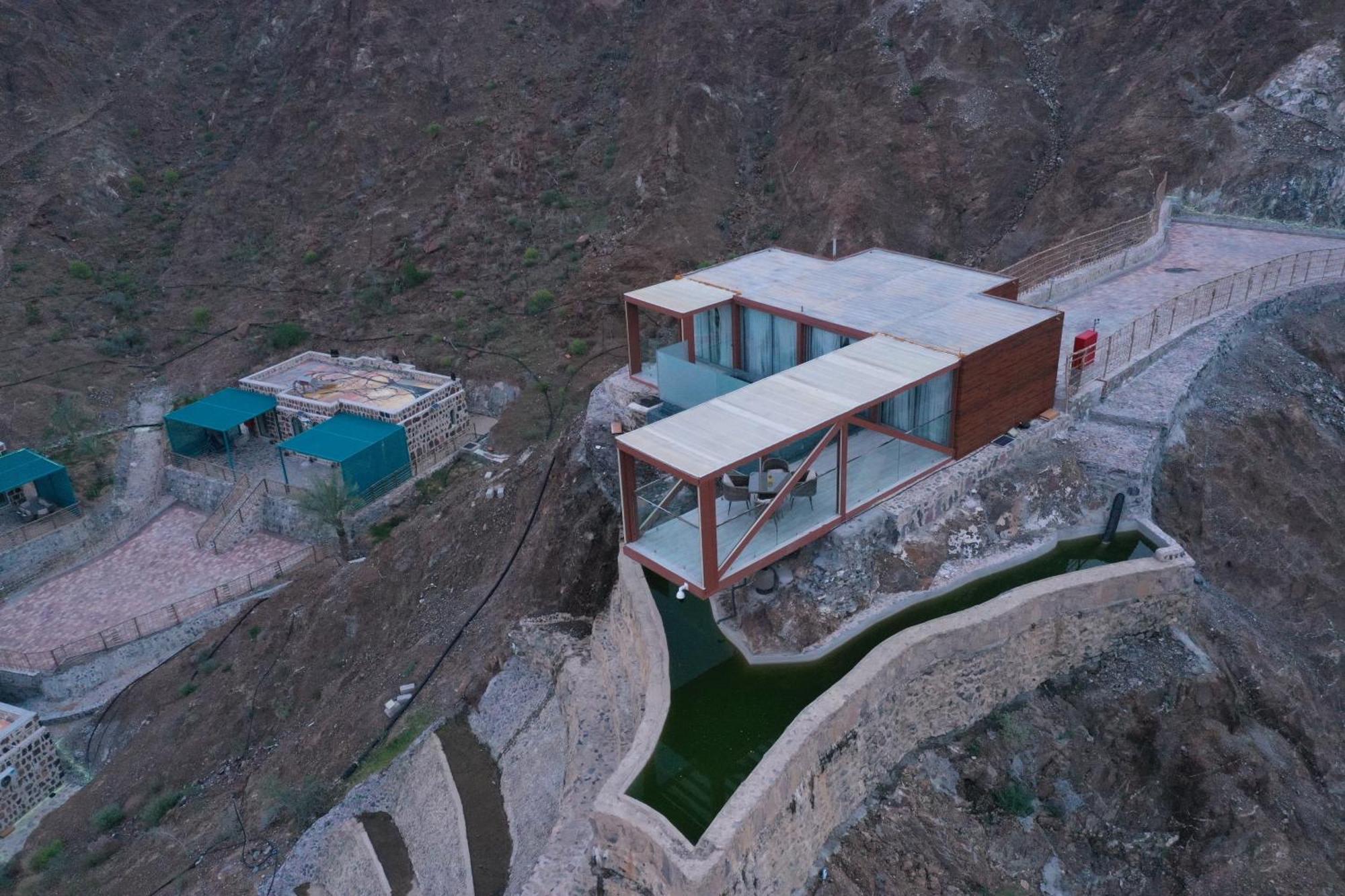 Dibba Mountain Park Resort ฟูไจราห์ ภายนอก รูปภาพ