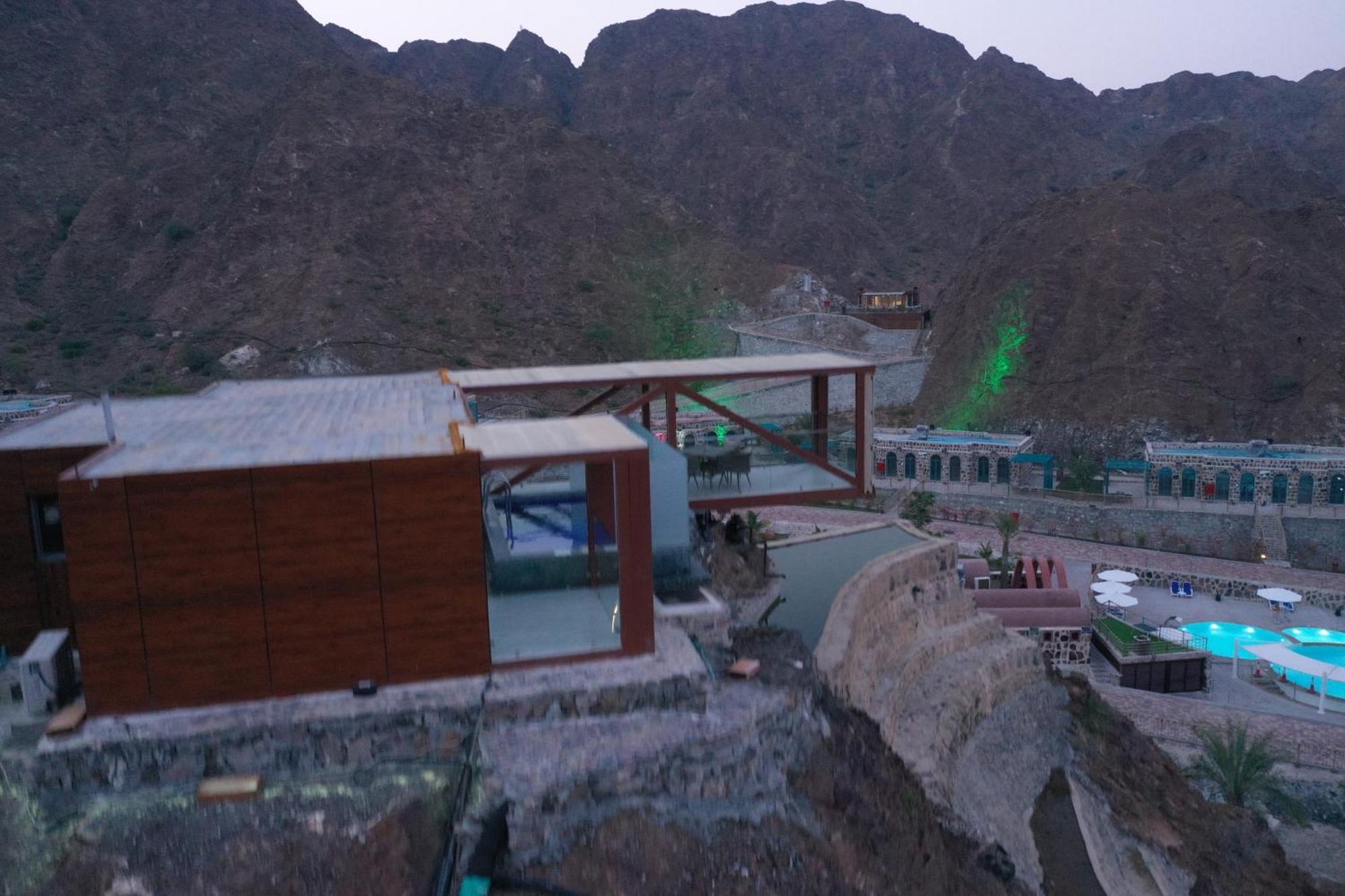 Dibba Mountain Park Resort ฟูไจราห์ ภายนอก รูปภาพ