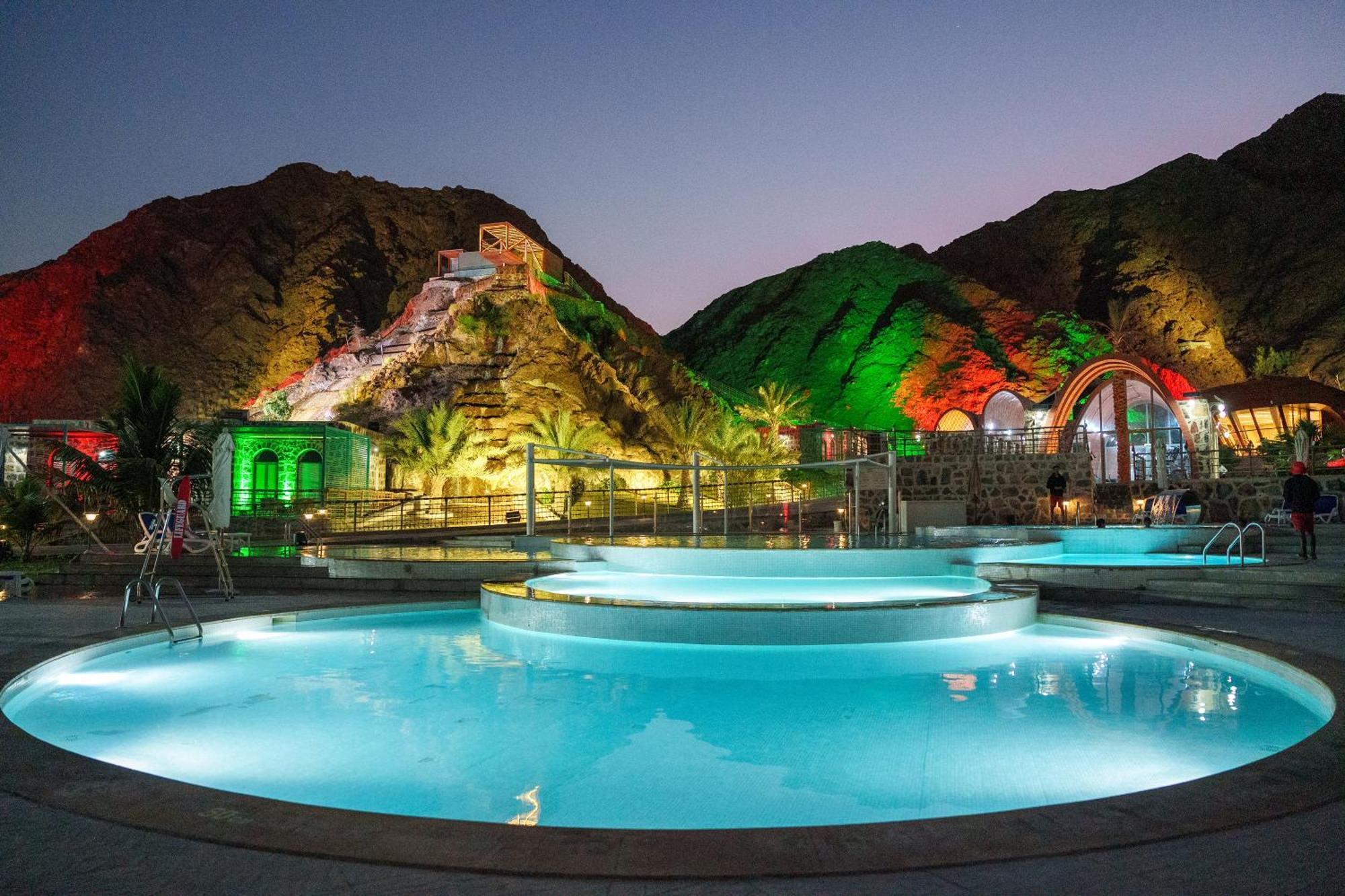 Dibba Mountain Park Resort ฟูไจราห์ ภายนอก รูปภาพ